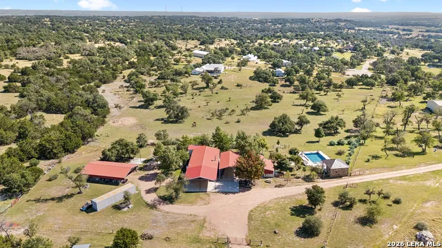 652 OVERLOOK DR Fredericksburg, TX 78624