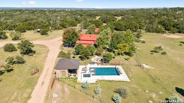 652 OVERLOOK DR Fredericksburg, TX 78624