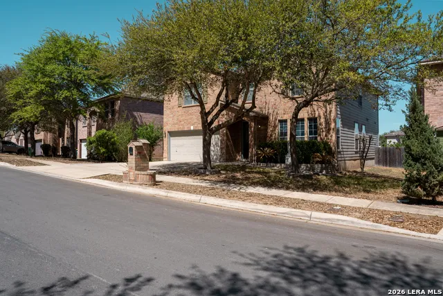 6721 Spearwood Live Oak, TX 78233