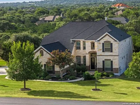 2194 RANCH LOOP DR
