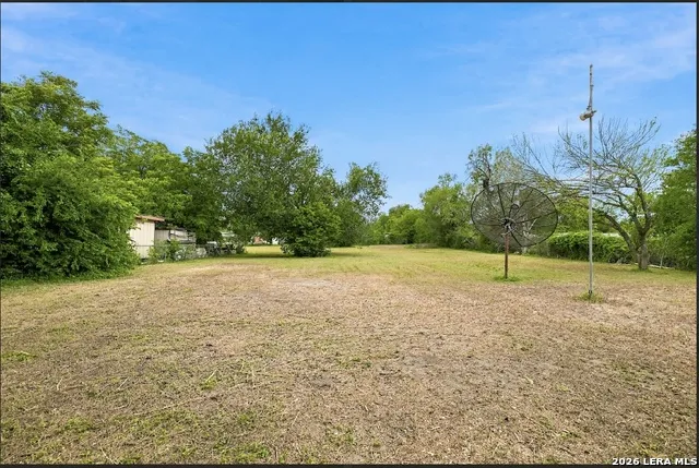 13544 S IH 35 Von Ormy, TX 78073