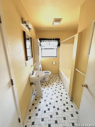 3200 N State Highway 16 Jourdanton, TX 78026