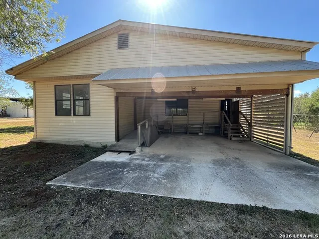 3200 N State Highway 16 Jourdanton, TX 78026