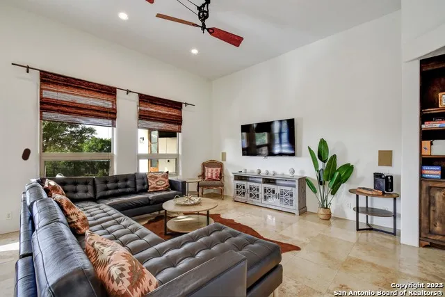 202 WATERSTONE PKWY Boerne, TX 78006
