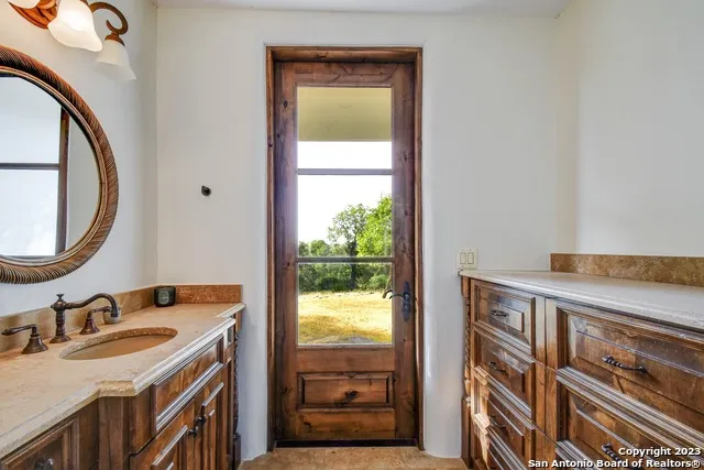202 WATERSTONE PKWY Boerne, TX 78006