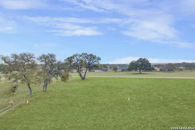336 Knollwood Bandera, TX 78003