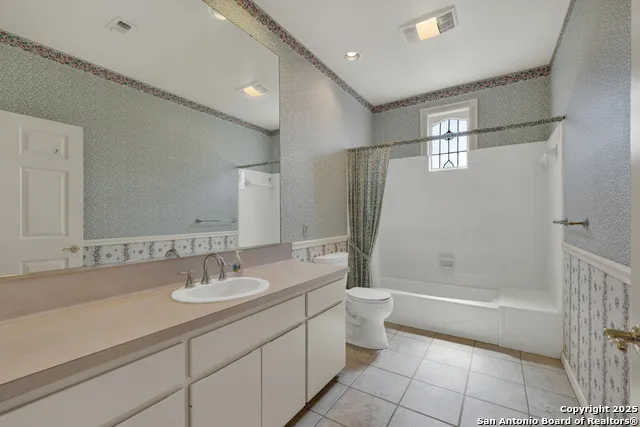 82 Bell Mountain Willow City, TX 78675