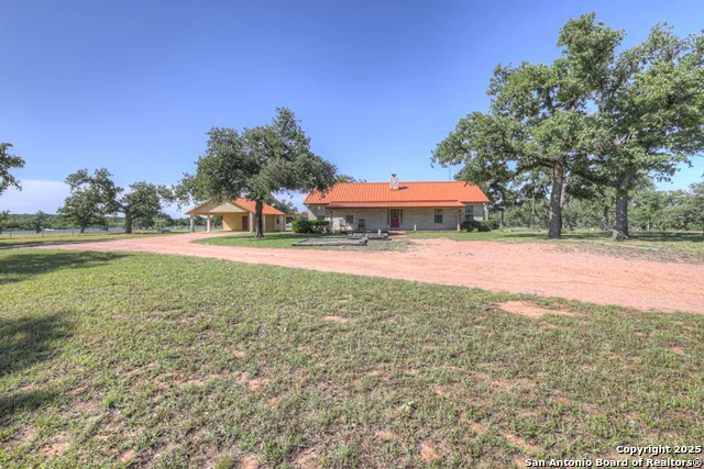 82 Bell Mountain Willow City, TX 78675
