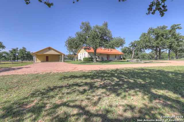 82 Bell Mountain Willow City, TX 78675
