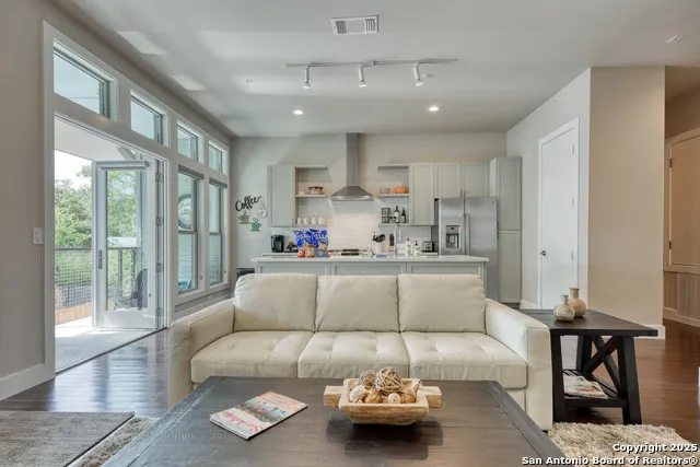 139 Cedar #103 Unit 103 San Antonio, TX 78210