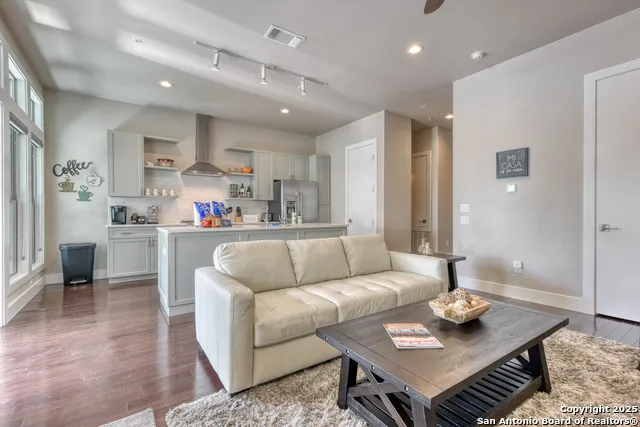 139 Cedar #103 Unit 103 San Antonio, TX 78210