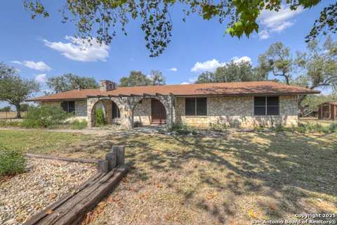 255 Brehm Ln