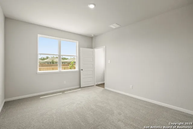13628 Helton Pass St Hedwig, TX 78152