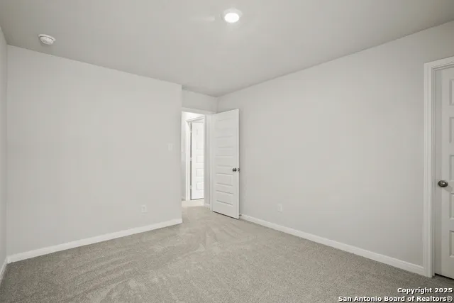 13628 Helton Pass St Hedwig, TX 78152