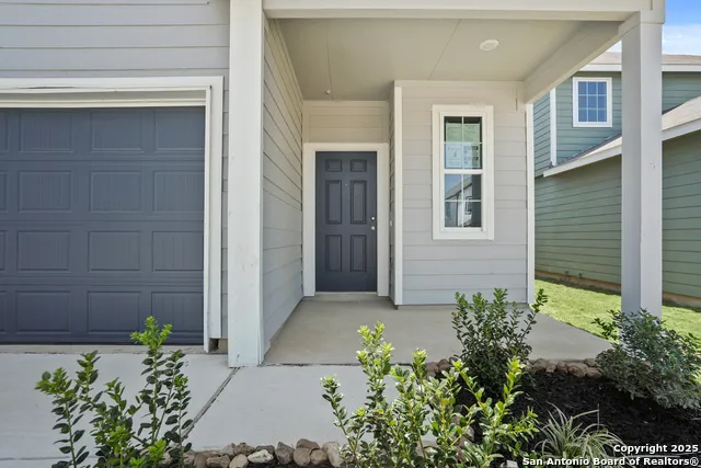 13628 Helton Pass St Hedwig, TX 78152