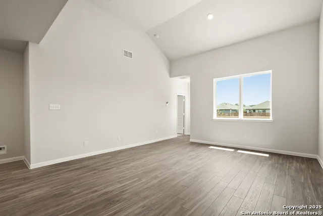 13628 Helton Pass St Hedwig, TX 78152