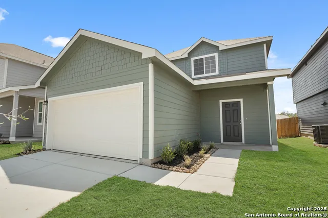 13624 Helton Pass St Hedwig, TX 78152