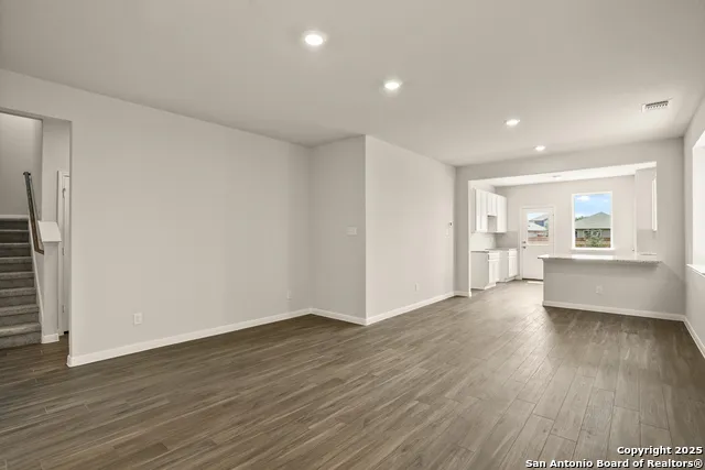 13624 Helton Pass St Hedwig, TX 78152