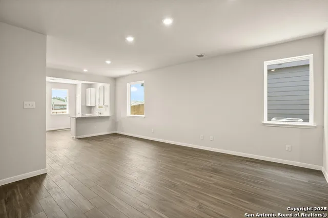13624 Helton Pass St Hedwig, TX 78152