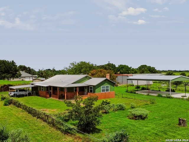 15637 KILOWATT RD Elmendorf, TX 78112