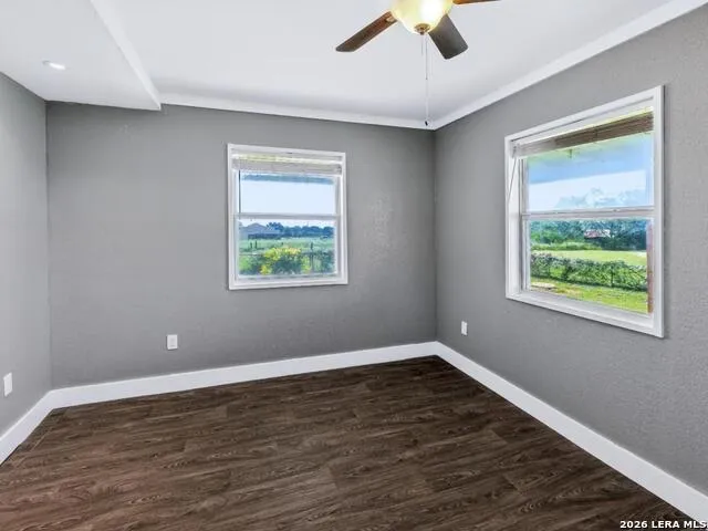 15637 KILOWATT RD Elmendorf, TX 78112