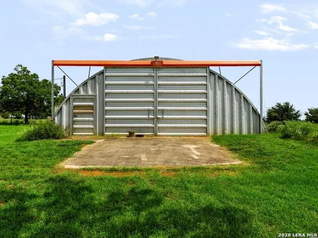 15637 KILOWATT RD Elmendorf, TX 78112
