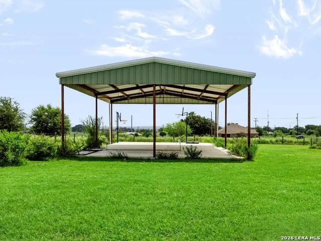 15637 KILOWATT RD Elmendorf, TX 78112
