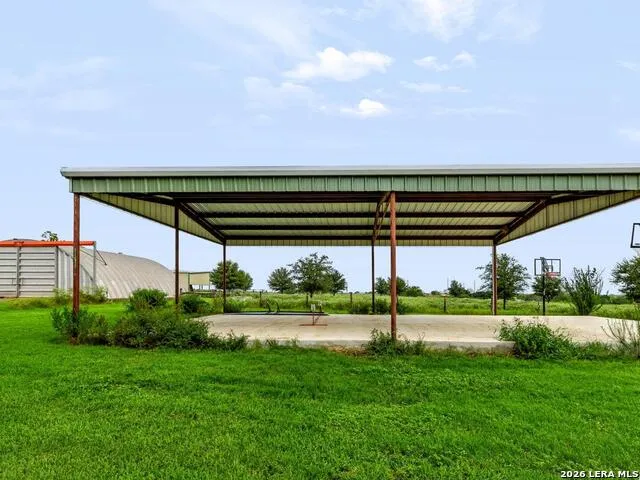 15637 KILOWATT RD Elmendorf, TX 78112