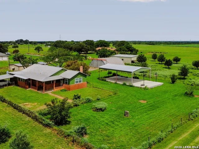15637 KILOWATT RD Elmendorf, TX 78112