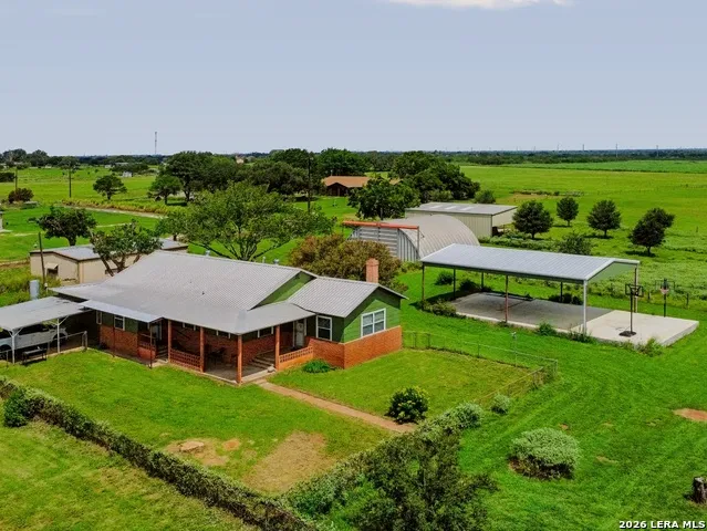 15637 KILOWATT RD Elmendorf, TX 78112
