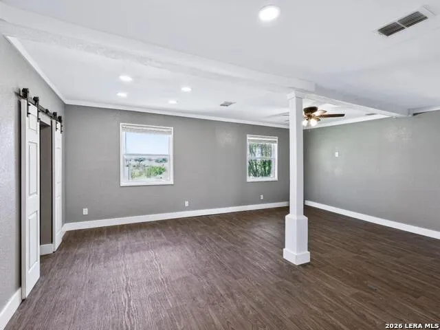 15637 KILOWATT RD Elmendorf, TX 78112