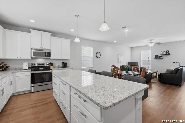 614 Errol Unit 501 San Antonio, TX 78216
