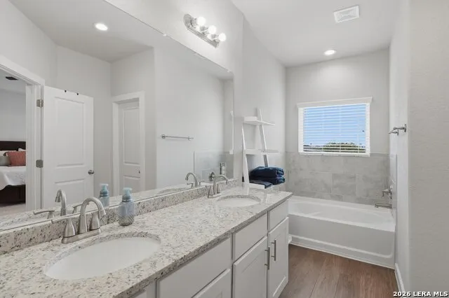 614 Errol Unit 501 San Antonio, TX 78216