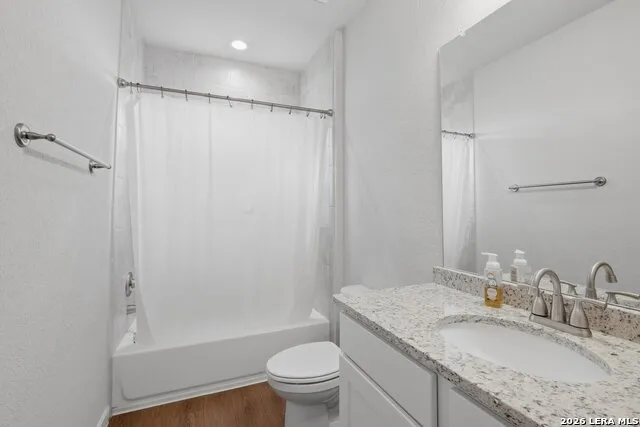 614 Errol Unit 501 San Antonio, TX 78216