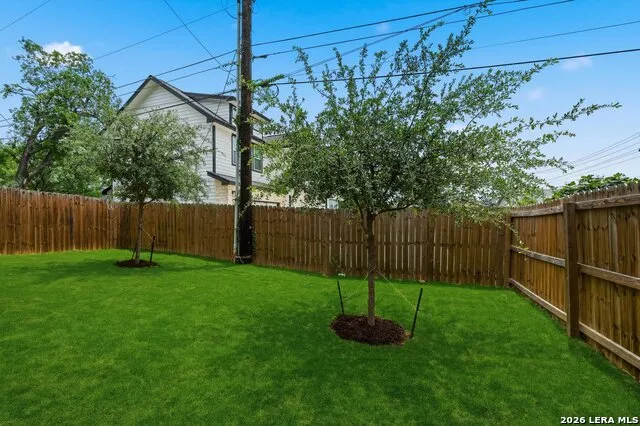 614 Errol Unit 501 San Antonio, TX 78216