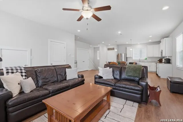 614 Errol Unit 501 San Antonio, TX 78216
