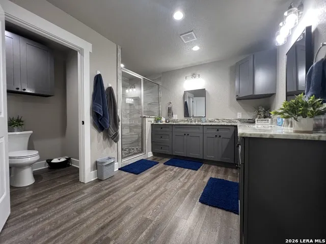 1797 US Highway 90 East Hondo, TX 78861