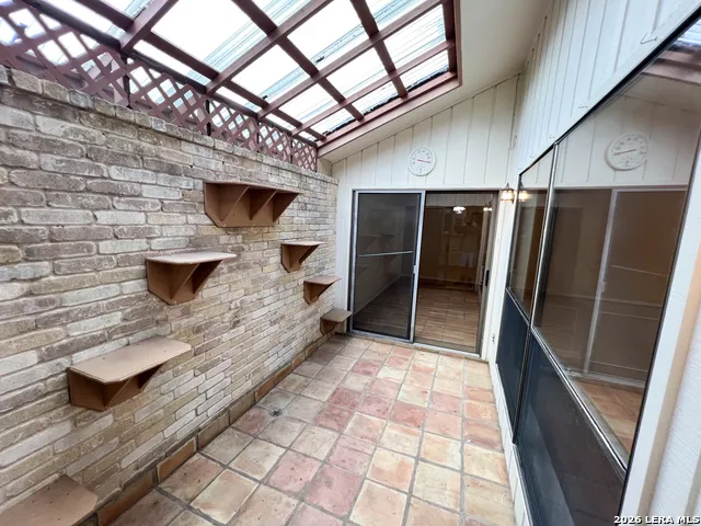 5809 WINTERHAVEN DR Windcrest, TX 78239