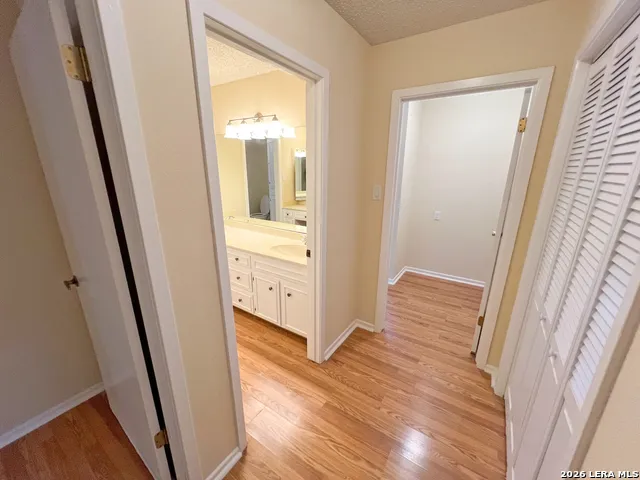 5809 WINTERHAVEN DR Windcrest, TX 78239
