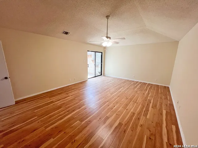 5809 WINTERHAVEN DR Windcrest, TX 78239