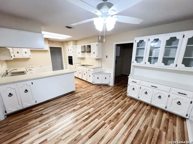 5809 WINTERHAVEN DR Windcrest, TX 78239