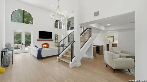 8711 Deer Leap