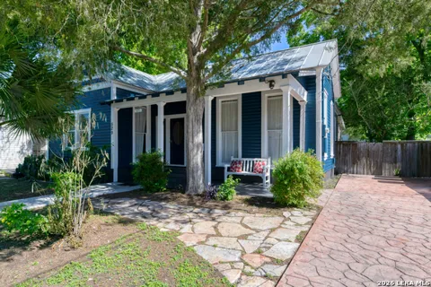 529 Mason St