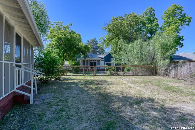 529 Mason St San Antonio, TX 78208