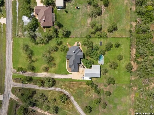 209 Gentle Breeze Floresville, TX 78114