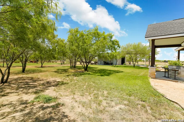 209 Gentle Breeze Floresville, TX 78114