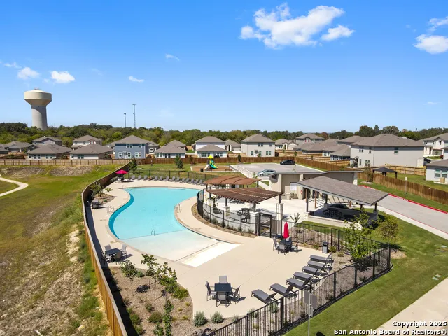 13640 HELTON PASS St Hedwig, TX 78152