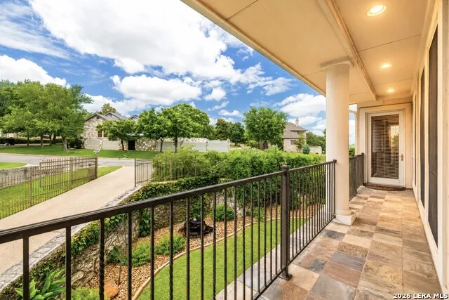 107 Deerwood Drive Kerrville, TX 78028