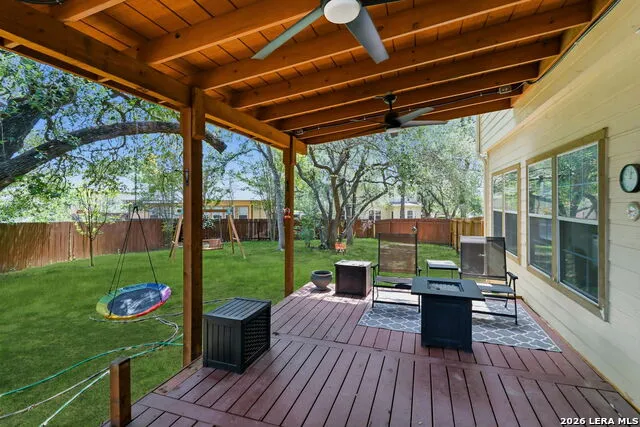 1006 Candlenut San Antonio, TX 78245
