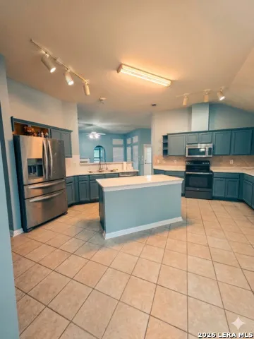 224 CORSICA DR Cibolo, TX 78108